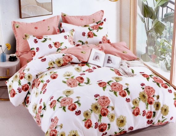 Lenjerie de pat 3D cu trandafiri roz din finet formata din 6 piese